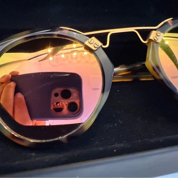 KREWE St Louis Sunglasses with Gold Frame and Pink Lenses - Picture 3 of 11